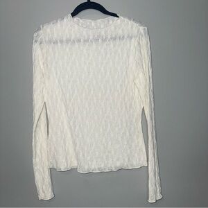 DAVI & DANI White Sheer Floral‎ Textured Long Sleeve Top